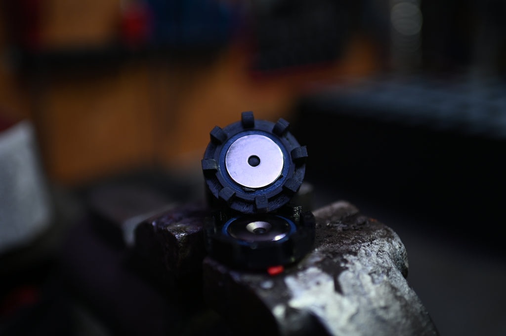 MXV01 Neo Magnetic Snap-On